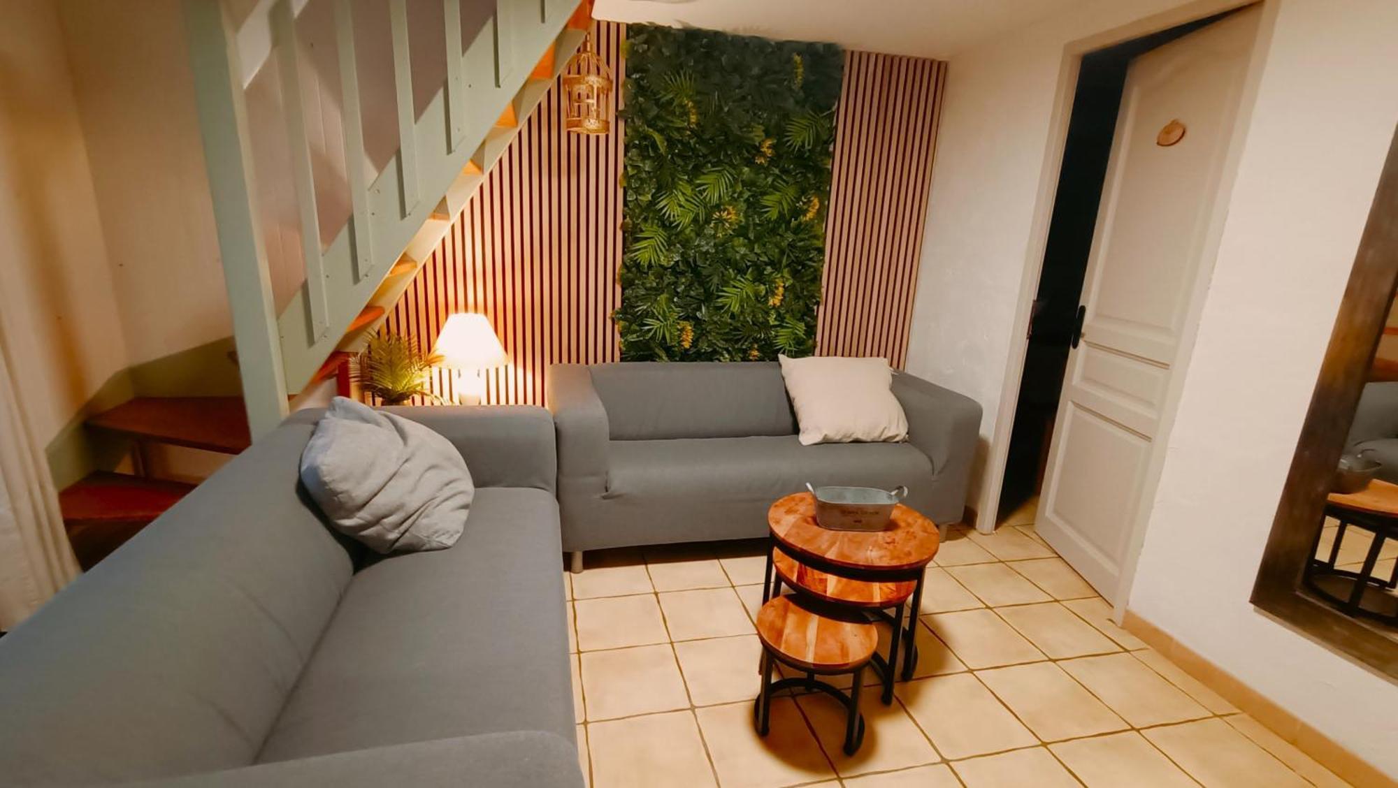 La Rose Des Vents & Spa - Gite La Parenthese Neoules Экстерьер фото